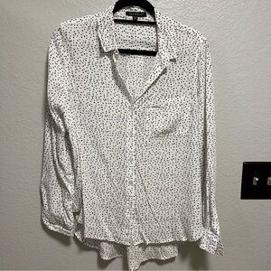 Velvet Heart Collared Button Down White w Black Star Pattern Blouse MEDIUM